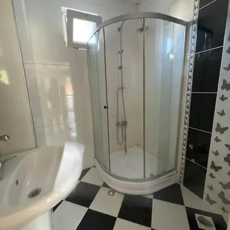 Apartment Exklusiv 160 M2 *